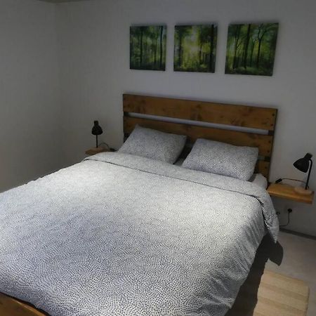 La Taniere Des Oursons Apartment Айвейл Екстериор снимка