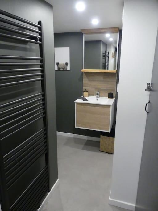 La Taniere Des Oursons Apartment Айвейл Екстериор снимка